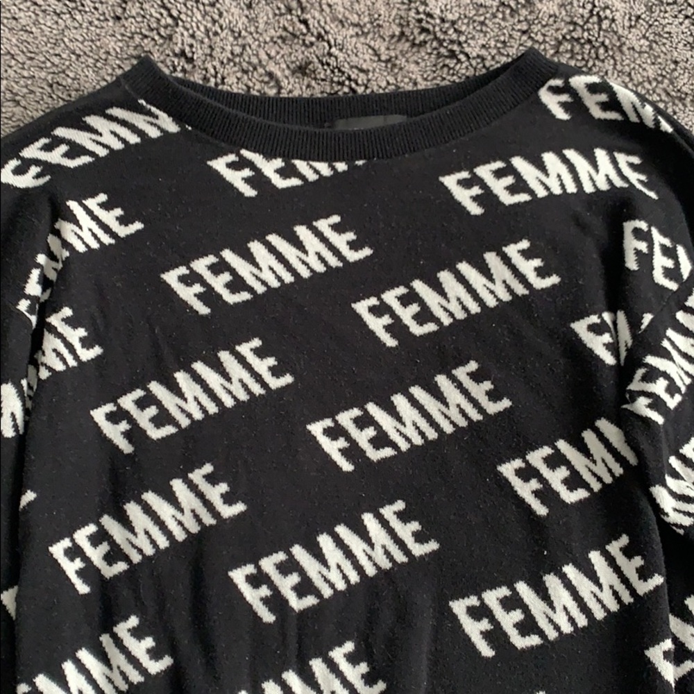 Express Printed Sweater - Picture 2 of 3